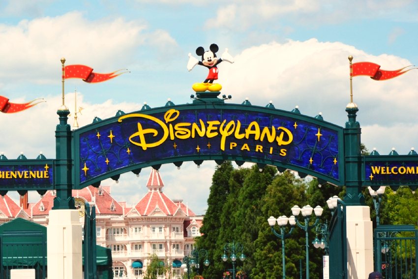 DISNEYLAND PARIS IN CAMPER 