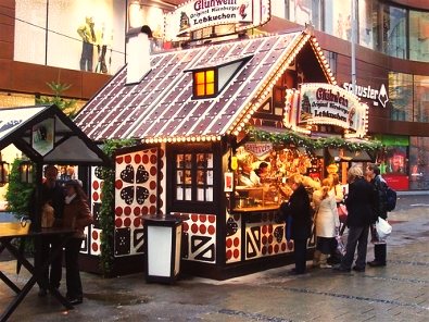 CHRISTMAS MARKET IN ITALY 2021