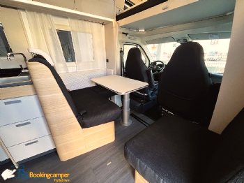 B 7Adria Coral XLPlus660SL Mansardato Con Letti Gemelli Nuovo Adria Concessionaria Interno(1)