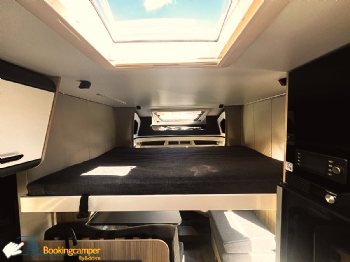 E 8Sun Living S75SL Noleggio Camper Semintegrale Veicolo ANoleggio Nleggio5Posti Nuovo Con Letti Gemelli