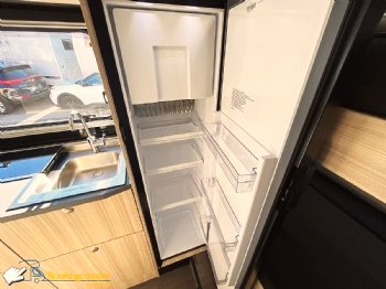 H 13Sun Living A70DK Noleggio Camper6Posti mansardato Con Letti ACastello Noleggio Camper Nuovo