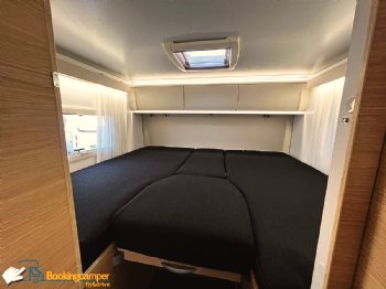 I 16Adria Coral XLPlus660SL Mansardato Con Letti Gemelli Per5Persone Noleggio Ampio Letto Matrimoniale