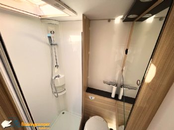 L 18Sun Living A70DK Noleggio Camper6Posti mansardato Con Letti ACastello Noleggio Camper Nuovo