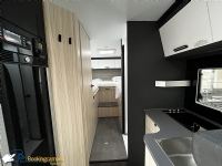 O 16Sun Living A75SL Comfort Edition Camper Mansardato Con Letti Gemelli Prezzo D'Occasione Nuovo