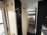 Q 18Sun Living A75SL Comfort Edition Camper Mansardato Con Letti Gemelli Prezzo D'Occasione Nuovo